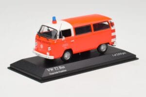 Volkswagen T2 Bus Gasilci Frankfurt Minichamps 1:43 400053091 Kovina – slika 2 od 4