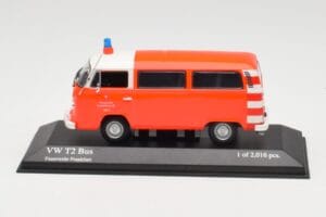 Volkswagen T2 Bus Gasilci Frankfurt Minichamps 1:43 400053091 Kovina