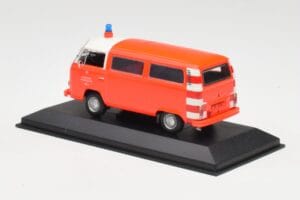 Volkswagen T2 Bus Gasilci Frankfurt Rdeče Odbijače Minichamps 1:43 400053091-V1 Kovina – slika 3 od 4
