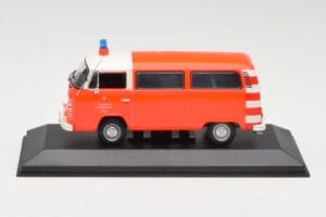 Volkswagen T2 Bus Gasilci Frankfurt Minichamps 1:43 400053091-R Kovina
