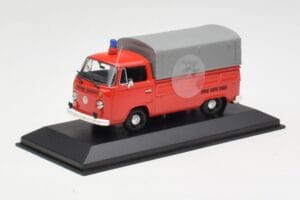 Volkswagen T2 Flatbed Gasilci Dortmund Minichamps 1:43 400053290 Kovina – slika 2 od 4