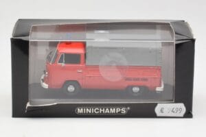 Volkswagen T2 Flatbed Gasilci Dortmund Minichamps 1:43 400053290 Kovina – slika 4 od 4