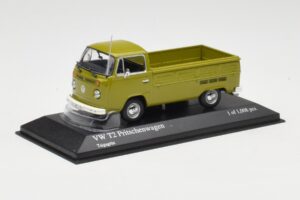 Volkswagen T2 Flatbed Zelena Minichamps 1:43 400053202 Kovina – slika 2 od 4