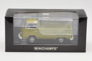 Volkswagen T2 Flatbed Zelena Minichamps 1:43 400053202 Kovina – slika 4 od 4