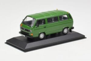 Volkswagen T3 Bus Zelena Minichamps 1:43 400055000 Kovina – slika 2 od 4
