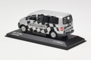 Volkswagen T5 Bus Minichamps Edition Minichamps 1:43 400052202 Kovina – slika 3 od 4