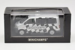 Volkswagen T5 Bus Minichamps Edition Minichamps 1:43 400052202 Kovina – slika 4 od 4