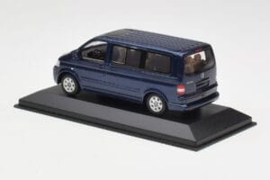 Volkswagen T5 Bus Shadow Blue Minichamps 1:43 842902102 Kovina – slika 3 od 4