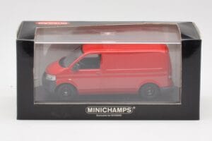 Volkswagen T5 Dostavno Vozilo Rdeč & Črna Kolesa Minichamps 1:43 400052260-B Kovina – slika 4 od 4