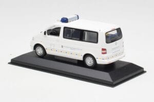 Volkswagen T5 Multivan Bundeswehr Zdravnik Nujne Pomoči Prototip Minichamps 1:43 400052291-P1 Kovina – slika 3 od 4