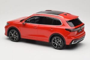 Volkswagen Tiguan eTSI R-Line Persimmon Red Metallic Otto 1:18 OT489 Smola – slika 5 od 6