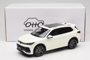 Volkswagen Tiguan R-Line Oryx White Pearl Otto 1:18 OT1219 Smola – slika 6 od 6