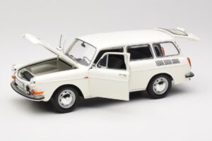 Volkswagen Type 3 1600 L Variant Policija Minichamps 1:18 100051091 Kovina – slika 2 od 8
