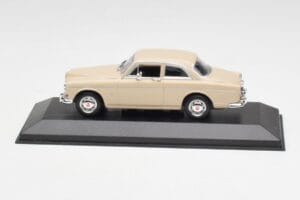 Volvo 121 Amazon Bež Minichamps 1:43 940171002 Kovina