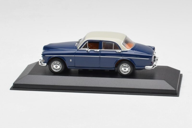 Volvo 121 Amazon Modrikasto Siva Minichamps 1:43 Volvo 121 Amazon Modrikasto Siva Minichamps 1:43 430171060 Kovina