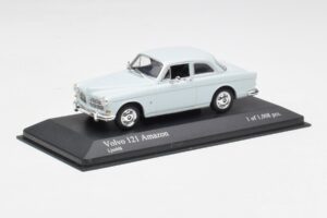 Volvo 121 Amazon Svetlo Modra Minichamps 1:43 430171007 Kovina – slika 2 od 4