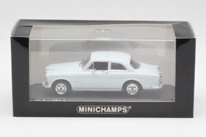 Volvo 121 Amazon Svetlo Modra Minichamps 1:43 430171007 Kovina – slika 4 od 4