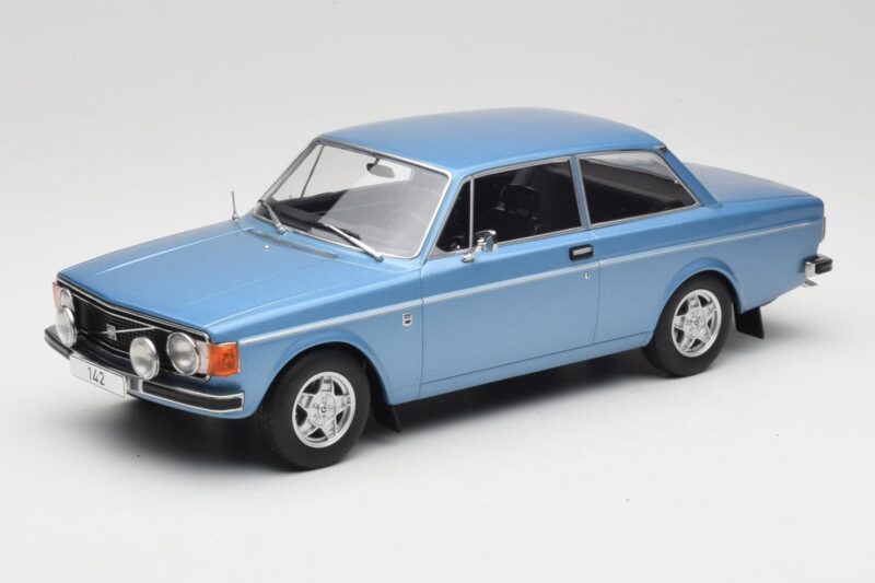 Volvo 142 Svetlo Modra MCG 1:18 MCG18444 Kovina