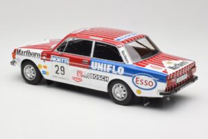 Volvo 142 #29 M. Alen / I. Kivimaki Rally 1000 Lakes 1973 MCG 1:18 MCG18528R Kovina – slika 5 od 6