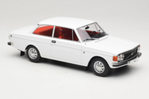 Volvo 142 Bela MCG 1:18 MCG18445 Kovina – slika 4 od 6