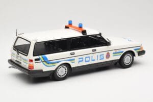 Volvo 240 GL Karavan Polis Sweden Minichamps 1:18 155171480 Kovina – slika 2 od 6