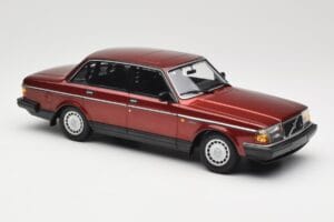 Volvo 240 GL Dark Red Metallic Minichamps 1:18 155171406 Kovina – slika 4 od 6