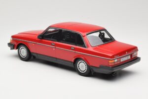 Volvo 240 GL Temno Rdeč Minichamps 1:18 166171401 Kovina – slika 5 od 6