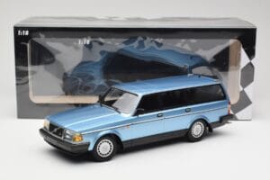 Volvo 240 GL Estate Blue Metallic Minichamps 1:18 155171414 Kovina – slika 6 od 6