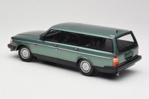 Volvo 240 GL Estate Green Metallic Minichamps 1:18 155171410 Kovina – slika 5 od 6