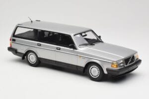Volvo 240 GL Estate Srebrn Minichamps 1:18 155171416 Kovina – slika 4 od 6