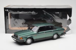 Volvo 240 GL Zelena Metalik Minichamps 1:18 155171400 Kovina – slika 6 od 6