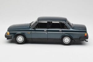 Volvo 240 GL Petrol Metallic Minichamps 1:18 155171407 Kovina – slika 3 od 6