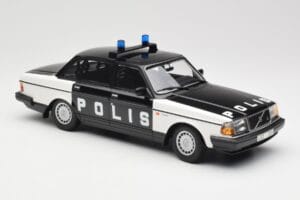 Volvo 240 GL Polis Sweden Črn Minichamps 1:18 155171497 Kovina – slika 4 od 6
