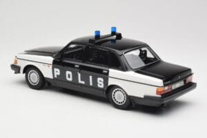 Volvo 240 GL Polis Sweden Črn Minichamps 1:18 155171497 Kovina – slika 5 od 6