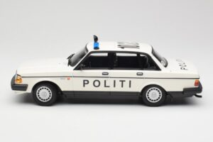 Volvo 240 GL Politi Denmark Minichamps 1:18 155171495 Kovina – slika 3 od 6