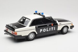Volvo 240 GL Politi Norway Črn Minichamps 1:18 155171496 Kovina – slika 2 od 6