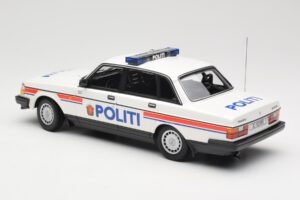Volvo 240 GL Politi Norway Minichamps 1:18 155171491 Kovina – slika 5 od 6
