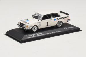 Volvo 240 Turbo #1 P. Stureson IPS Motorsport DTM 1986 Minichamps 1:43 400861701 Kovina – slika 2 od 4