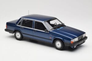 Volvo 740 GL Dark Blue Metallic Minichamps 1:18 155171701 Kovina – slika 4 od 6