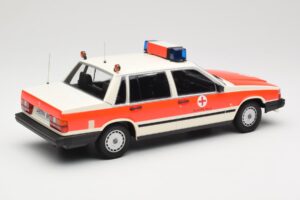 Volvo 740 GL DRK Aschaffenburg Minichamps 1:18 155171790 Kovina – slika 2 od 6
