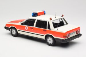 Volvo 740 GL DRK Aschaffenburg Minichamps 1:18 155171790 Kovina – slika 5 od 6