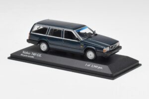Volvo 740 GL Estate Modrozelena Metallic Minichamps 1:43 943171713 Kovina – slika 3 od 4