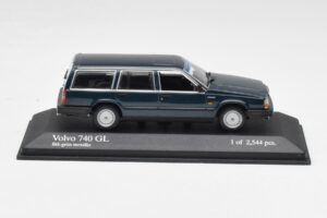 Volvo 740 GL Estate Modrozelena Metallic Minichamps 1:43 943171713 Kovina