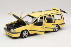 Volvo 850 T-5R Karavan Cream Yellow AUTOart 1:18 79506 Kovina – slika 2 od 8