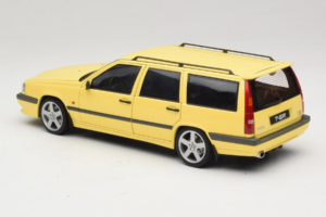Volvo 850 T-5R Karavan Cream Yellow AUTOart 1:18 79506 Kovina – slika 7 od 8