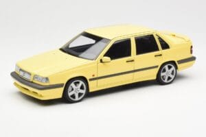 Volvo 850 T-5R Rumen AUTOart 1:18 79501 Kovina