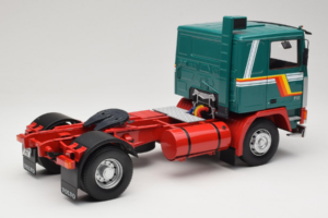 Volvo F1220 Zelena Rdeča Road Kings 1:18 RK180032 Kovina – slika 3 od 8