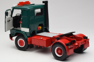 Volvo F88 Bilspedition Zelena Bela MCG 1:18 MCG18139 Kovina – slika 5 od 8