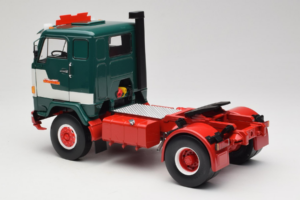 Volvo F88 Bilspedition Zelena Bela MCG 1:18 MCG18139 Kovina – slika 7 od 8
