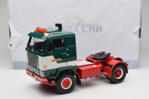 Volvo F88 Bilspedition Zelena Bela MCG 1:18 MCG18139 Kovina – slika 8 od 8